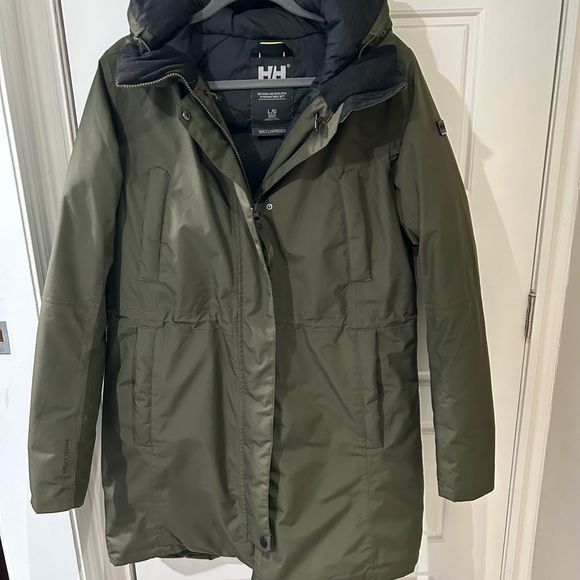 Helly Hansen Jackets & Blazers - Helly Hansen Women's Olive Parka Jacket